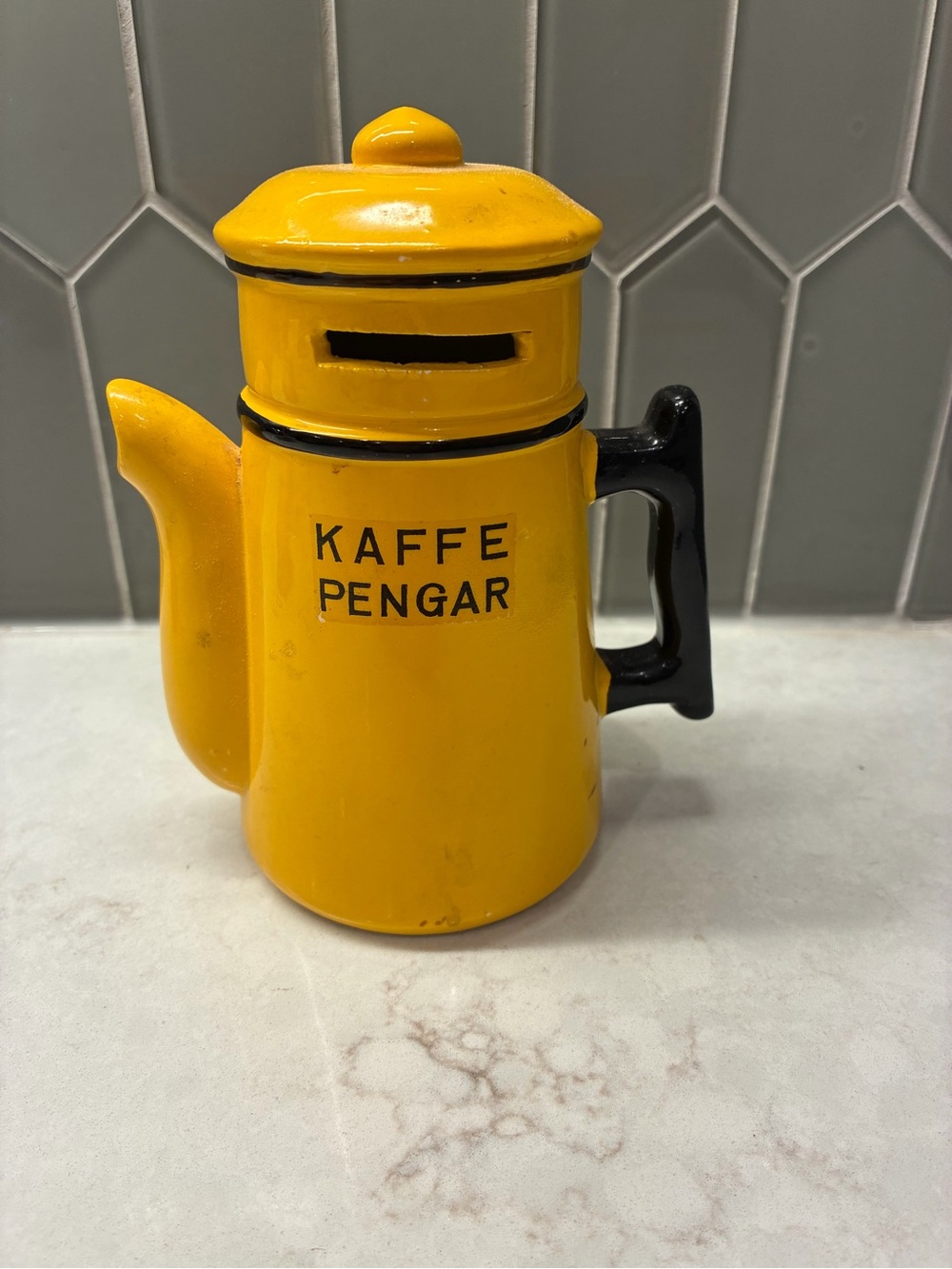 Yellow Ceramic Coffee Money Bank - Kaffe Pengar